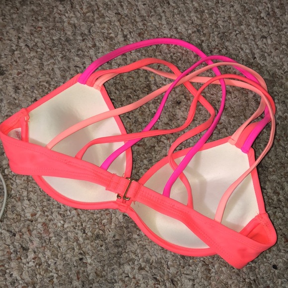 Bathing suit top - Picture 2 of 6